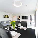 Balticon Westin House -luksusowy 70m2 , Basen Pool, Sauna, Parking Inklusive Ξενοδοχείο με διαμερίσματα 3*