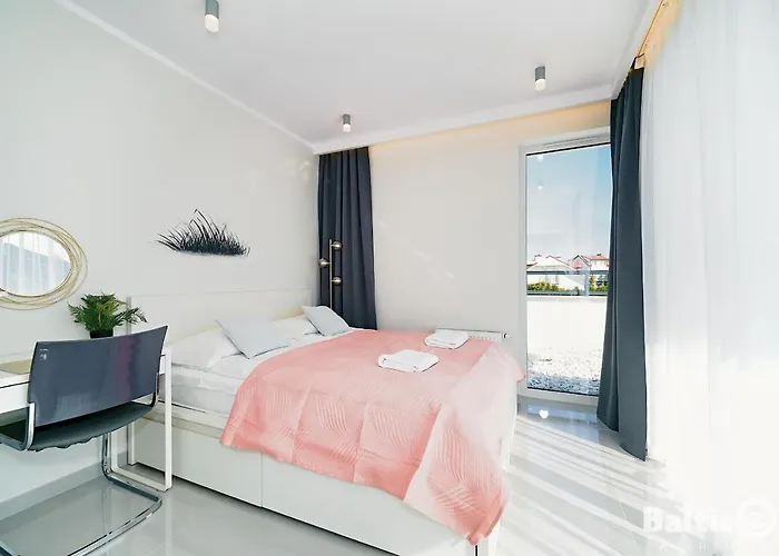 Balticon Westin House -luksusowy 70m2 , Basen Pool, Sauna, Parking Inklusive Aparthotel