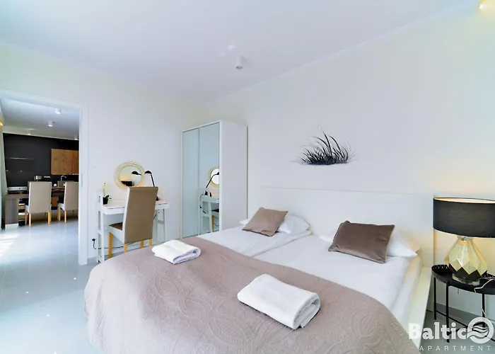 Balticon Westin House -luksusowy 70m2 , Basen Pool, Sauna, Parking Inklusive Aparthotel