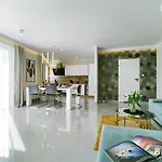 Apartmanhotel Balticon Westin House -luksusowy 70m2 , Basen Pool, Sauna, Parking Inklusive Kołobrzeg