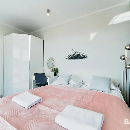 Aparthotel Balticon Westin House -luksusowy 70m2 , Basen Pool, Sauna, Parking Inklusive