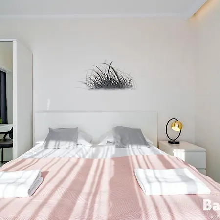 Aparthotel Balticon Westin House -luksusowy 70m2 , Basen Pool, Sauna, Parking Inklusive
