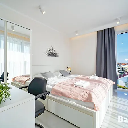 Balticon Westin House -luksusowy 70m2 , Basen Pool, Sauna, Parking Inklusive 3*