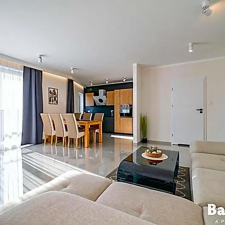 Balticon Westin House -luksusowy 70m2 , Basen Pool, Sauna, Parking Inklusive 3*