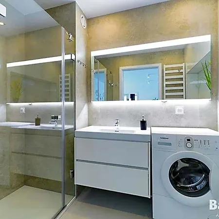 Balticon Westin House -luksusowy 70m2 , Basen Pool, Sauna, Parking Inklusive 아파트호텔 코워브제크