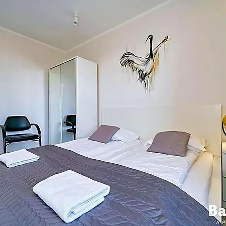 Balticon Westin House -luksusowy 70m2 , Basen Pool, Sauna, Parking Inklusive 코워브제크