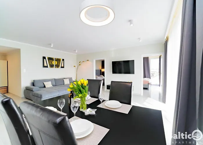 Balticon Westin House -luksusowy 70m2 , Basen Pool, Sauna, Parking Inklusive מלון דירות 3*