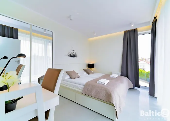 Balticon Westin House -luksusowy 70m2 , Basen Pool, Sauna, Parking Inklusive מלון דירות קולובז'ג